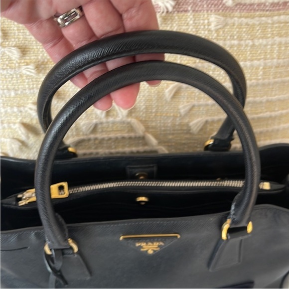 Prada Black Leather Tote Bag - Picture 5 of 16